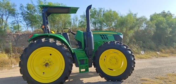 Main image John Deere 6110M