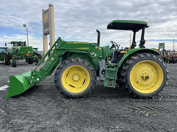 Image of John Deere 6110M equipment image 1