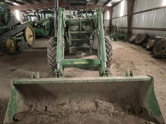 Image of John Deere 6110M equipment image 1