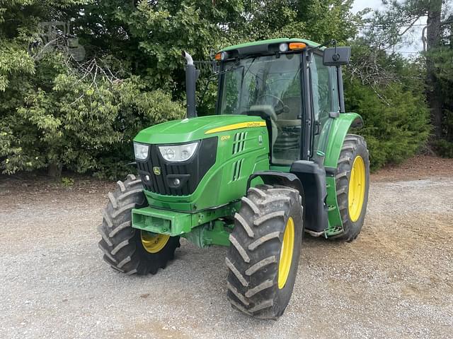 Image of John Deere 6110M equipment image 1