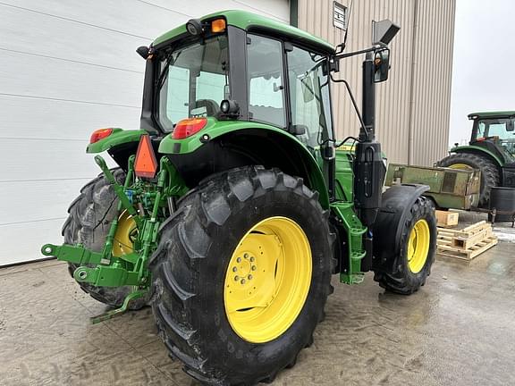 Image of John Deere 6110M equipment image 4