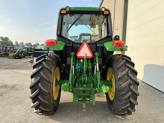 Image of John Deere 6110M equipment image 3