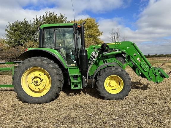 Image of John Deere 6110M equipment image 3