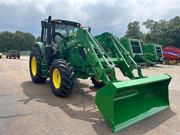 Image of John Deere 6110M equipment image 3