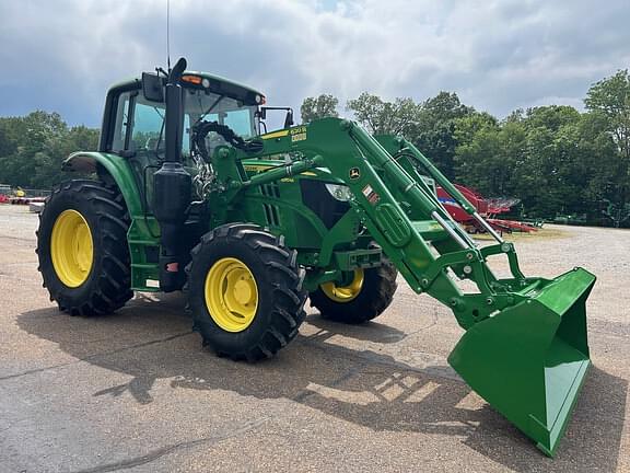 Image of John Deere 6110M equipment image 4