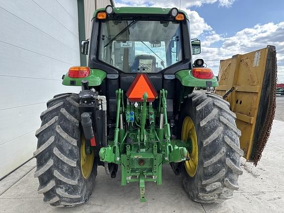 Image of John Deere 6110M equipment image 3