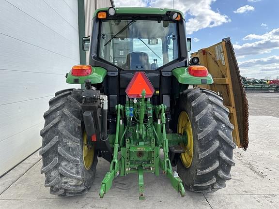 Image of John Deere 6110M equipment image 3