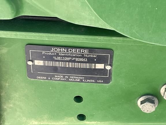 Image of John Deere 6110M equipment image 4