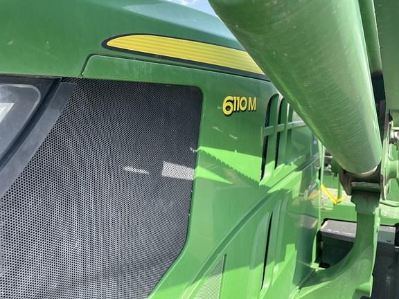 Image of John Deere 6110M equipment image 1