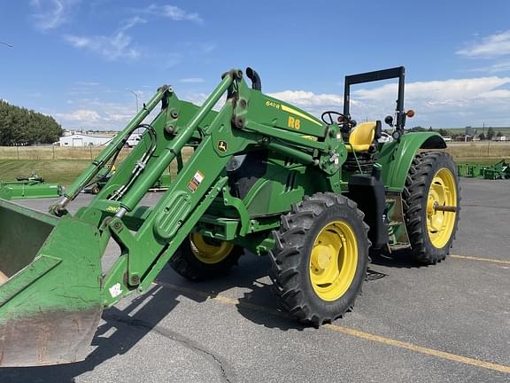 Image of John Deere 6110M equipment image 3
