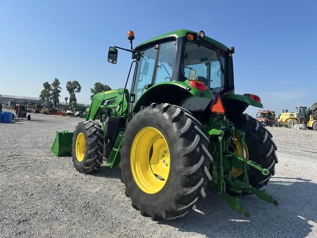 Image of John Deere 6110M equipment image 4
