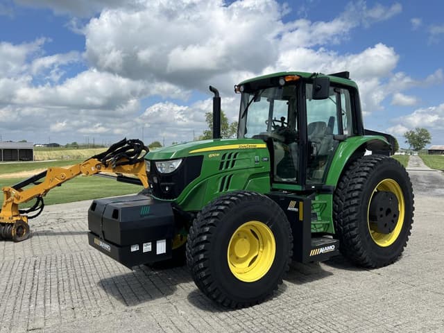Image of John Deere 6110M equipment image 1