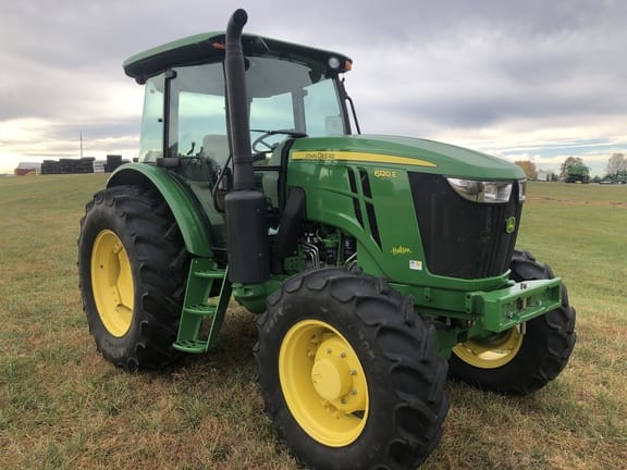 2018 John Deere 6120E Image