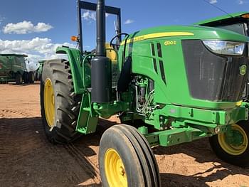 2018 John Deere 6120E Equipment Image0