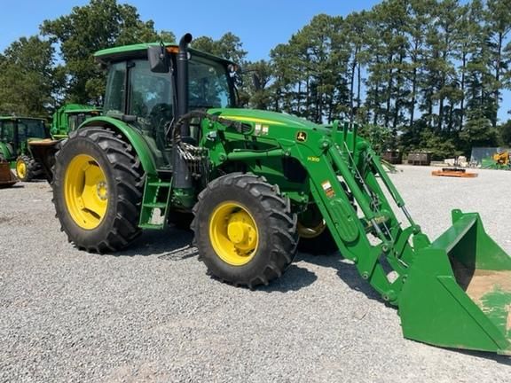 Main image John Deere 6120E