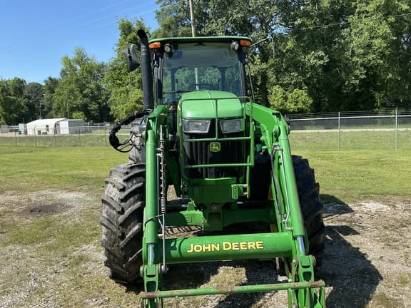 Image of John Deere 6120E equipment image 1