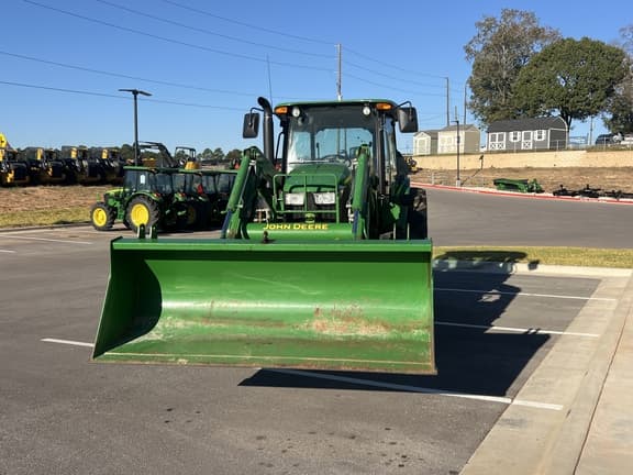 Image of John Deere 6120E equipment image 1