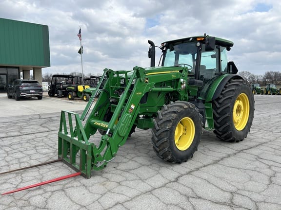 Main image John Deere 6120E