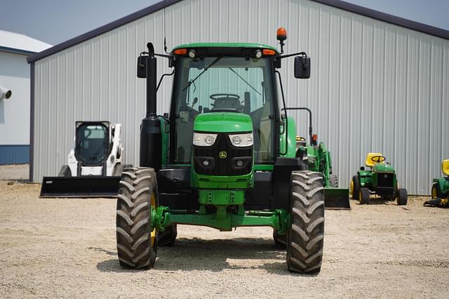 Image of John Deere 6120M equipment image 1
