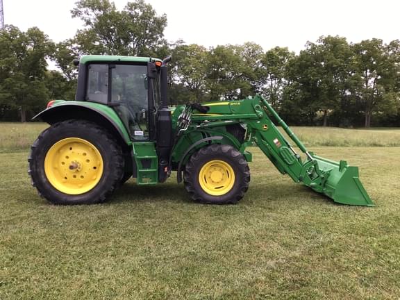 Image of John Deere 6120M equipment image 2