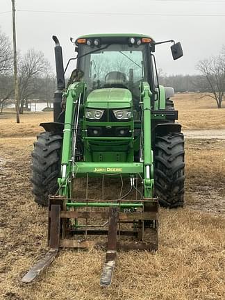 Image of John Deere 6120M equipment image 2