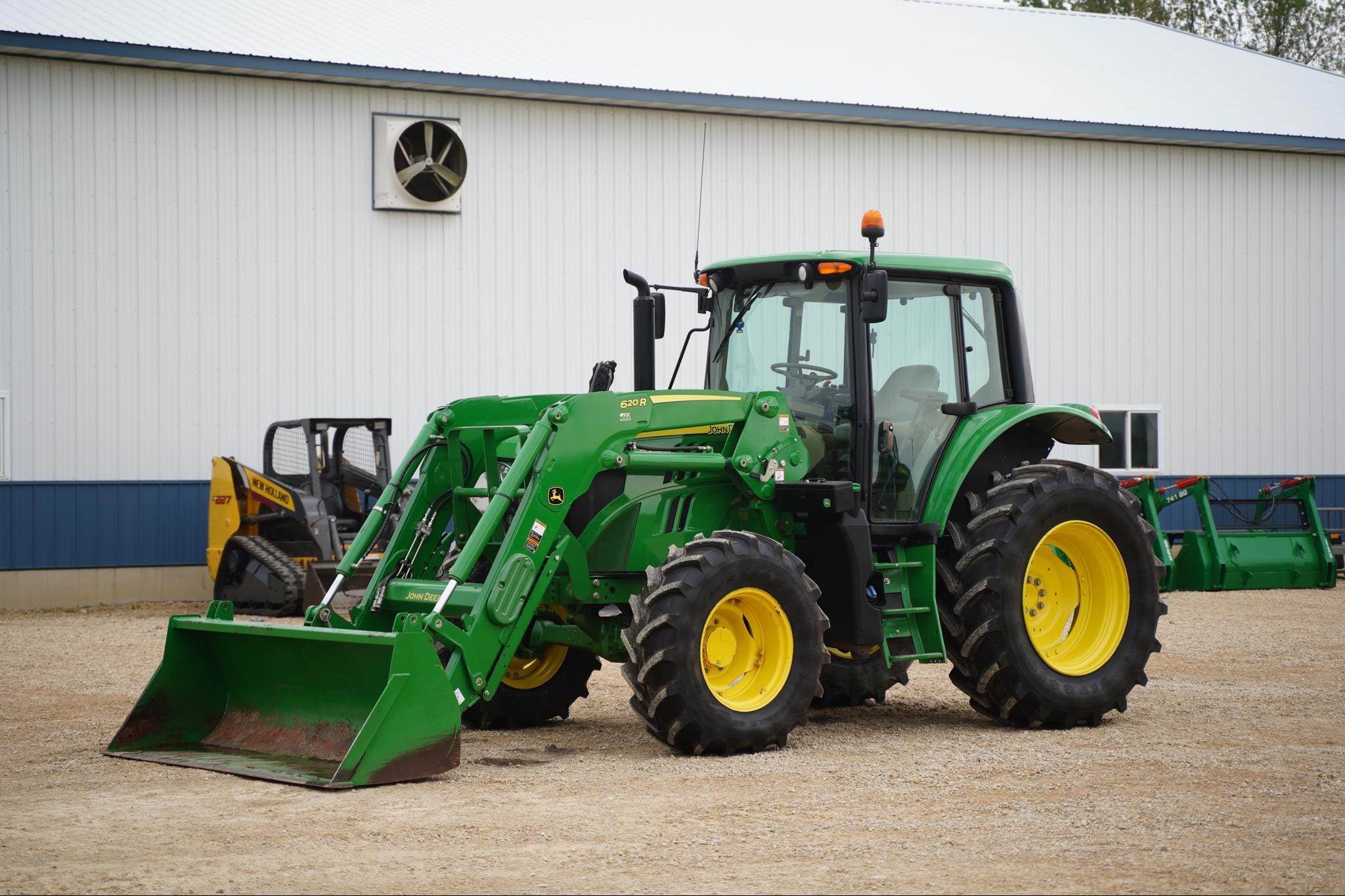 Main image John Deere 6120M
