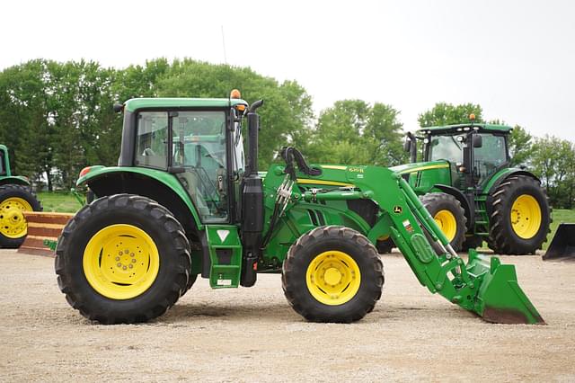 Image of John Deere 6120M equipment image 3