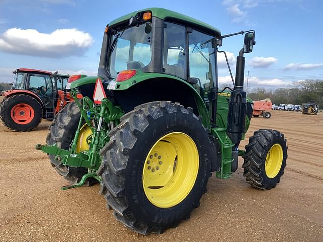 Image of John Deere 6120M equipment image 2