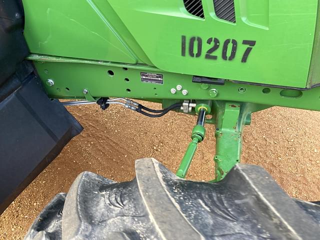 Image of John Deere 6120M equipment image 4