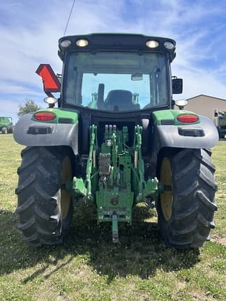 Image of John Deere 6120R equipment image 3