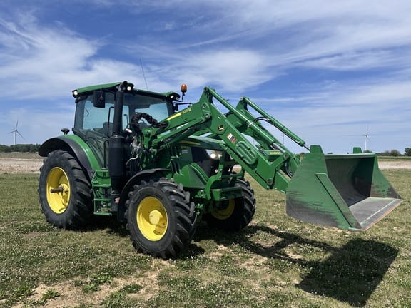2018 John Deere 6120R Equipment Image0