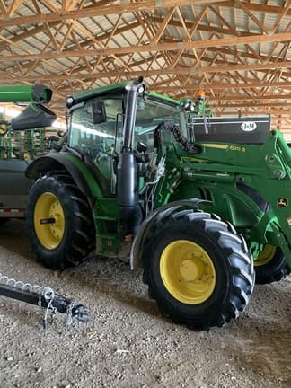 Image of John Deere 6120R equipment image 2
