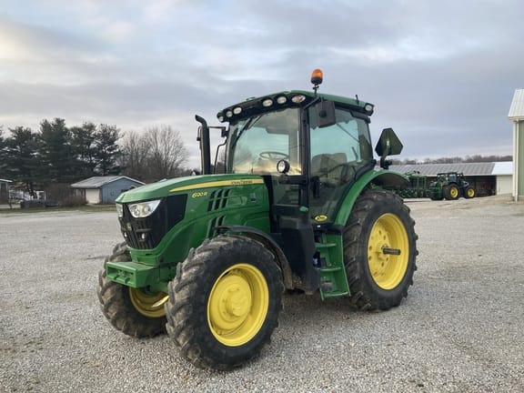 Main image John Deere 6120R