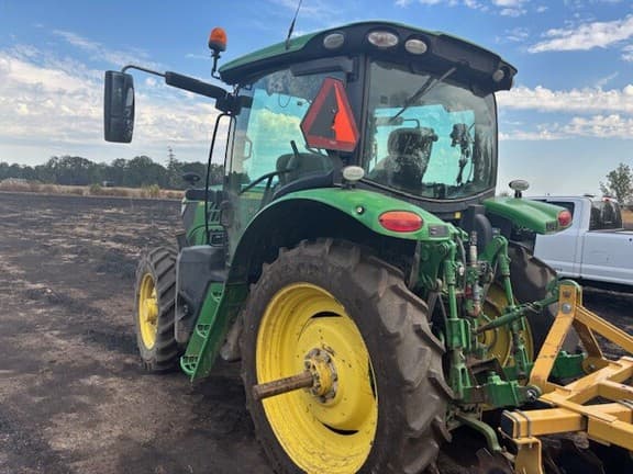 Image of John Deere 6120R equipment image 1