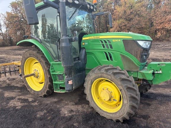 Image of John Deere 6120R equipment image 3
