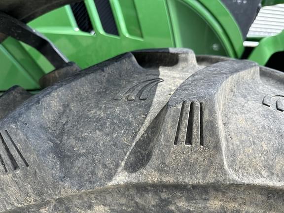 Image of John Deere 6120R equipment image 2