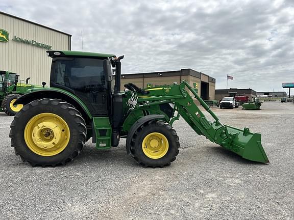 Image of John Deere 6120R equipment image 4