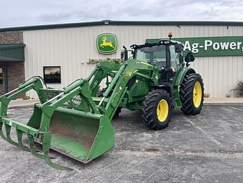 2018 John Deere 6120R Equipment Image0