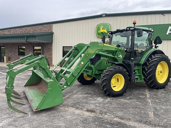 Image of John Deere 6120R equipment image 1