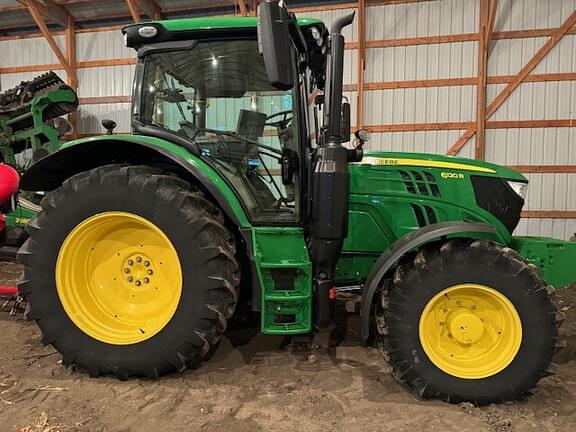 Image of John Deere 6120R equipment image 1