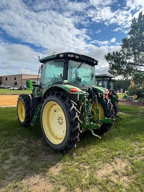 Image of John Deere 6120R equipment image 2