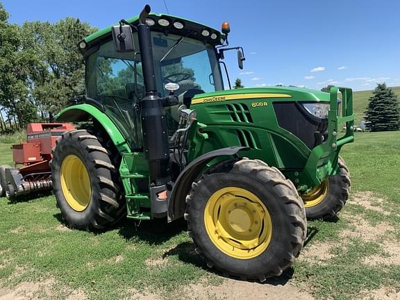 Image of John Deere 6120R equipment image 2