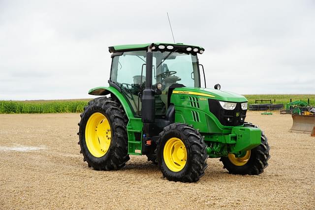 Image of John Deere 6120R equipment image 2