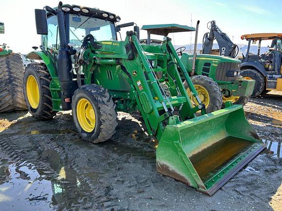 Image of John Deere 6120R equipment image 1