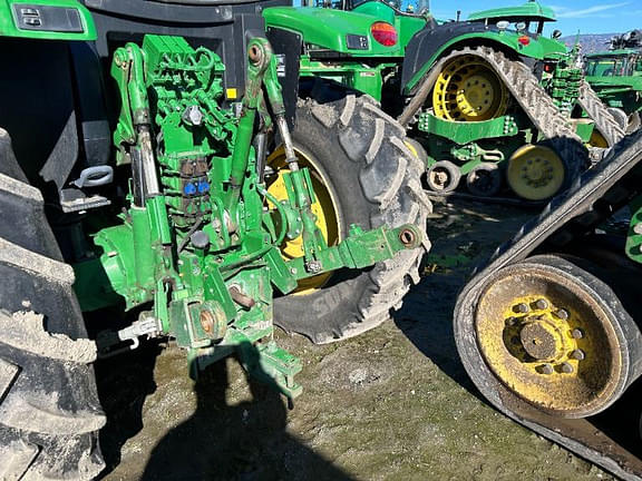 Image of John Deere 6120R equipment image 4