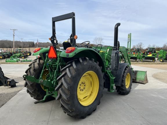 Image of John Deere 6130M equipment image 4