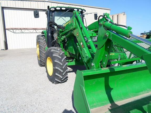 Image of John Deere 6130R equipment image 1