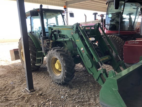 Main image John Deere 6135E