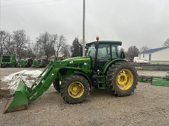 Image of John Deere 6135E Primary image