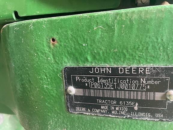 Image of John Deere 6135E equipment image 1